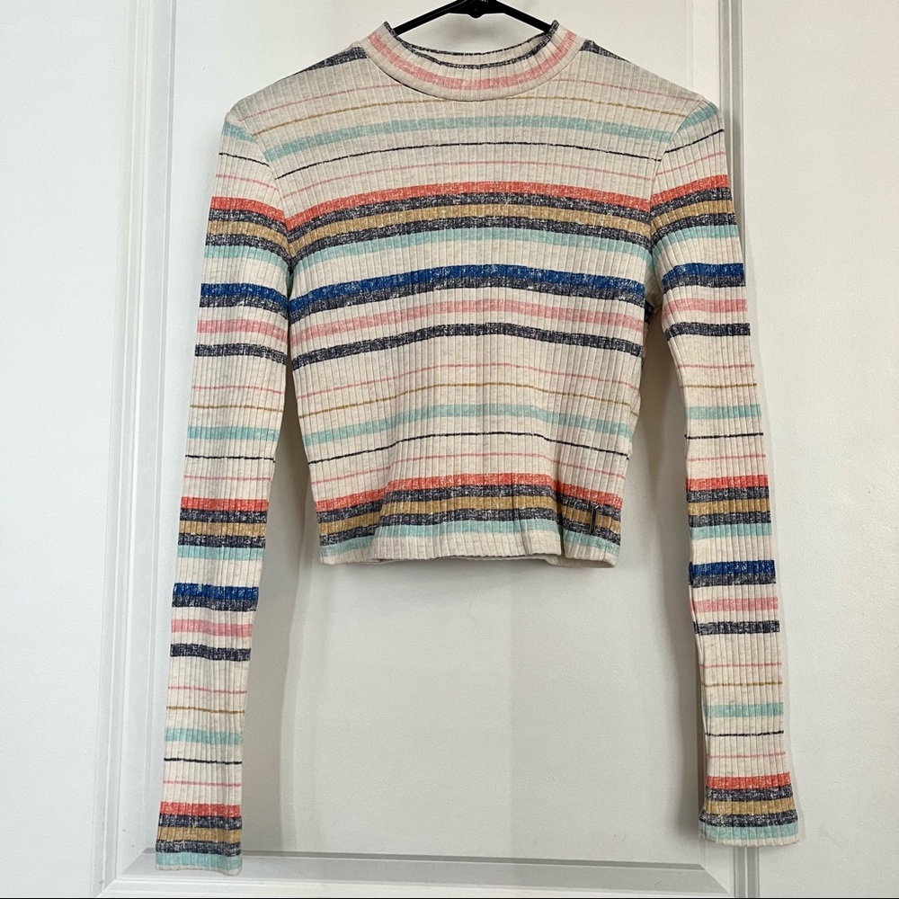 Roxy cropped multicolor stripes cream turtleneck size XS